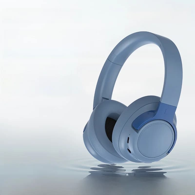 Безжични слушалки тип „over-ear“ с активно шумопотискане и 35ч батерия