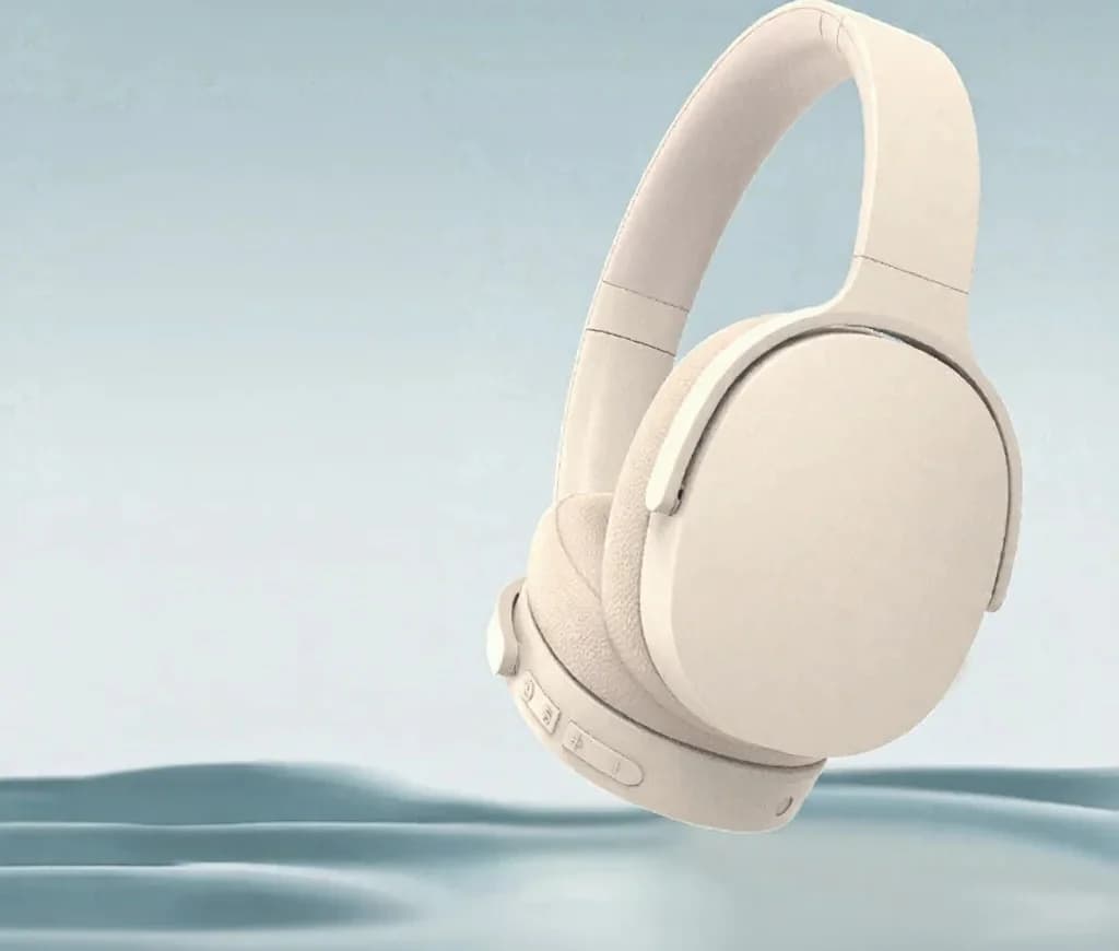 Безжични слушалки тип „over-ear“ с активно шумопотискане и дълга автономност