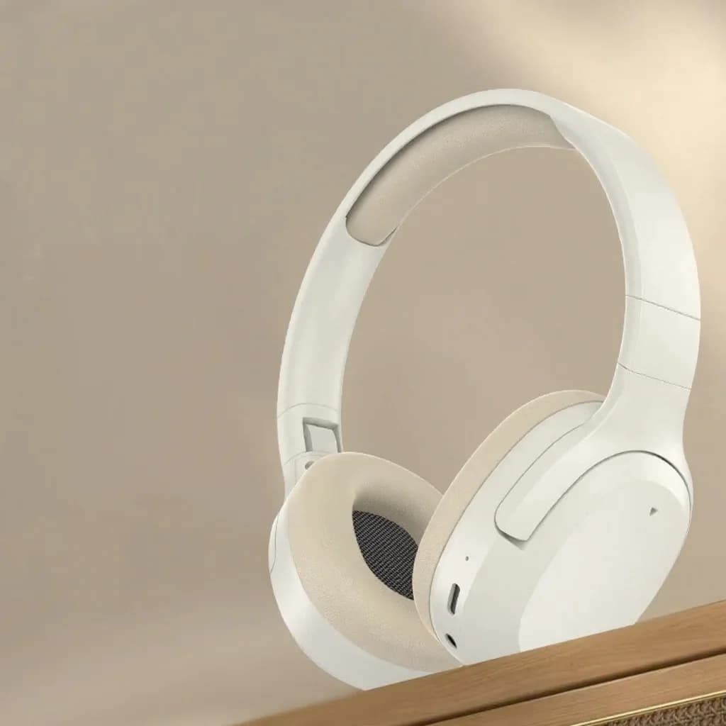 Наглавни Bluetooth слушалки с бас, AUX и поддръжка на TF карта