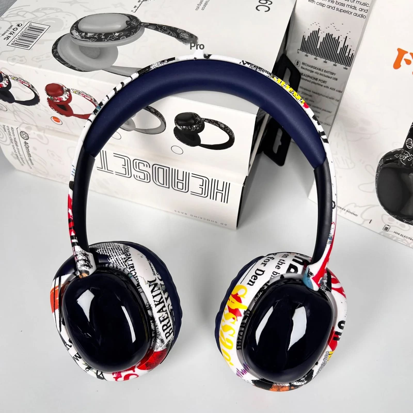 Наглавни Bluetooth слушалки с дълбок бас и безжична връзка