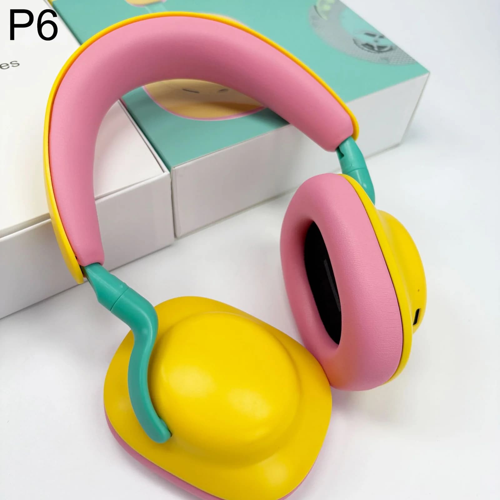 Безжични Bluetooth слушалки тип „на ухо“ с FM радио и Type-C зареждане