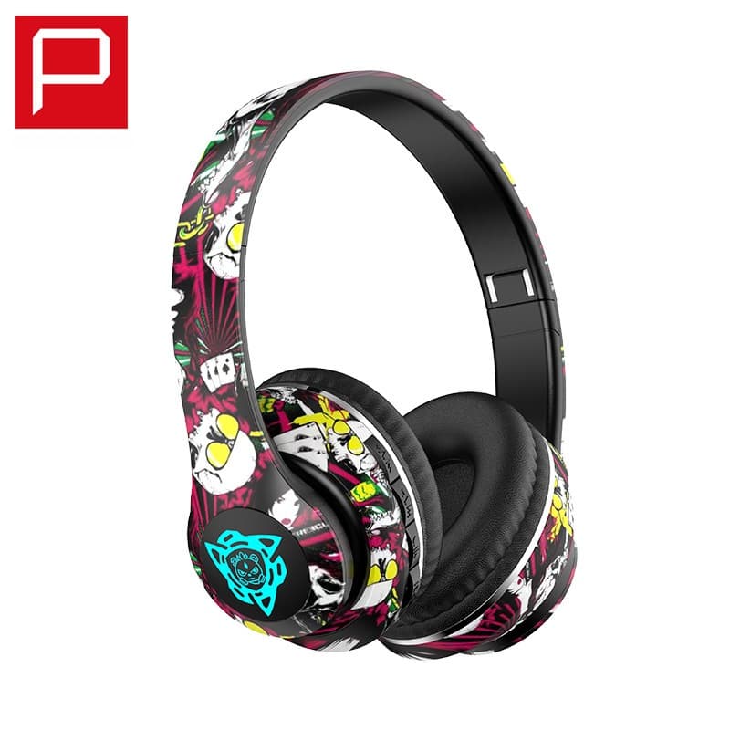 Безжични Bluetooth слушалки със сгъваем дизайн и графити мотив